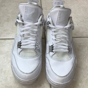 MENS AIR JORDAN 4 WHT & SILVER SIZE 12